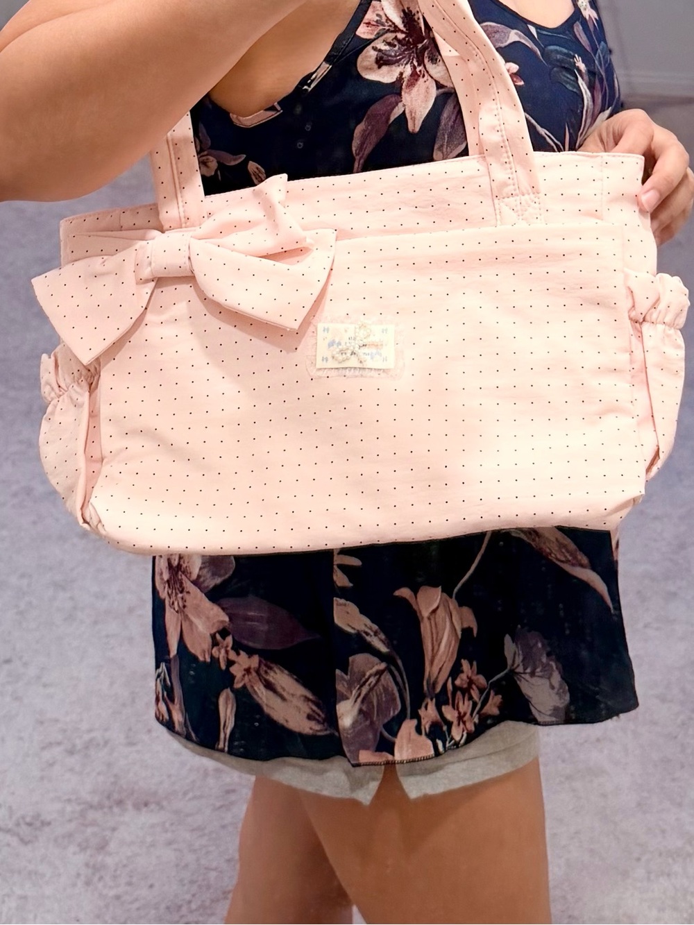 Soft Pink Bow Tote Bag - Women's Shoulder Bag